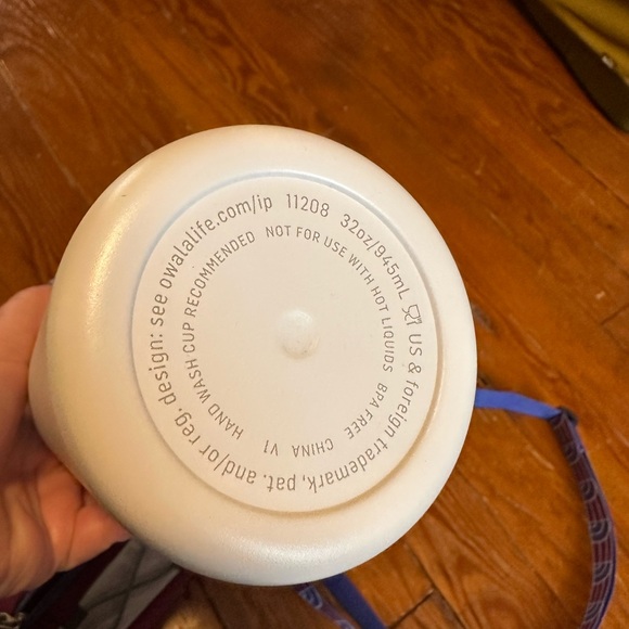 Owala 32oz in Dreamy Field & The North Face Borealis water bottle holder - Picture 6 of 7